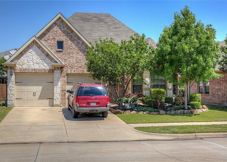 1st image of 310 Blackhaw Dr