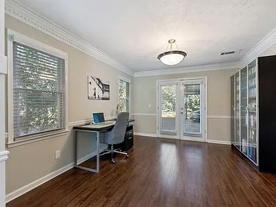 9158 Carroll Manor Dr — Photo 15