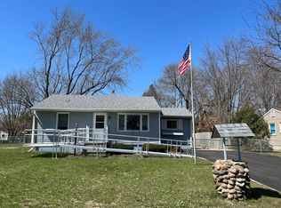 5911 Hodgson Rd, Shoreview, MN 55126