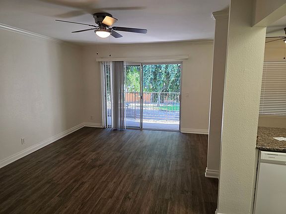 5th image of 589 N Johnson Ave N #238