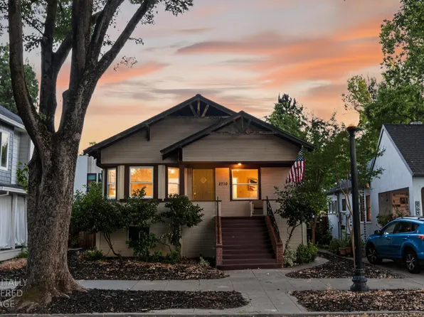 2710 D St, Sacramento, CA 95816