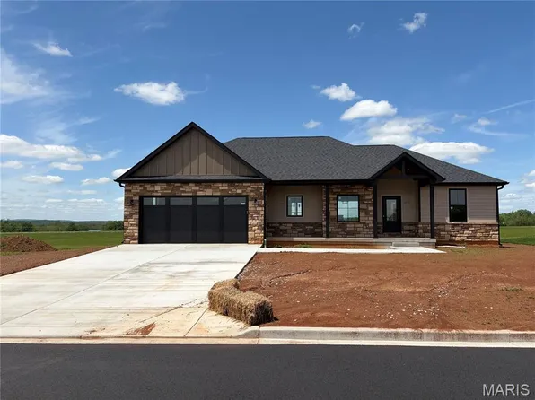 1239 Stono Mountain Dr, Farmington, MO 63640