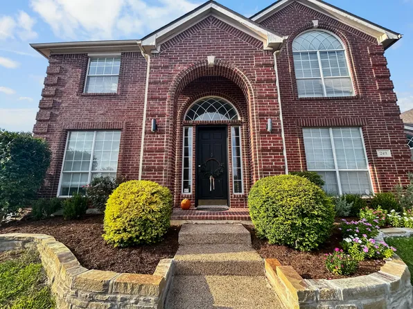 249 Ridge Cove Dr, Lewisville, TX 75067
