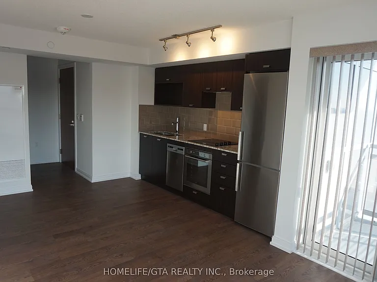 275 Village Green Sq #1522 — Photo 11