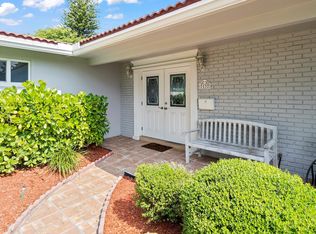 7137 E Tropical Way, Plantation, FL 33317