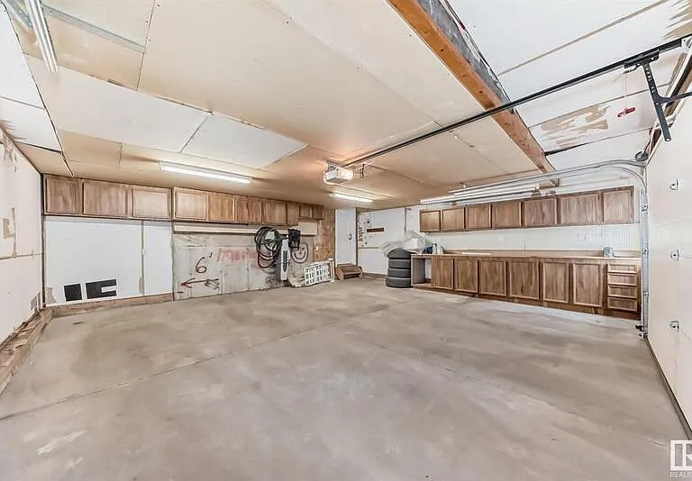 1798 Melrose Cres SW #HOUSE — Photo 41