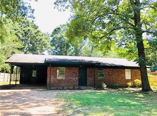 11277 Old Moffat Rd, Wilmer, AL 36587