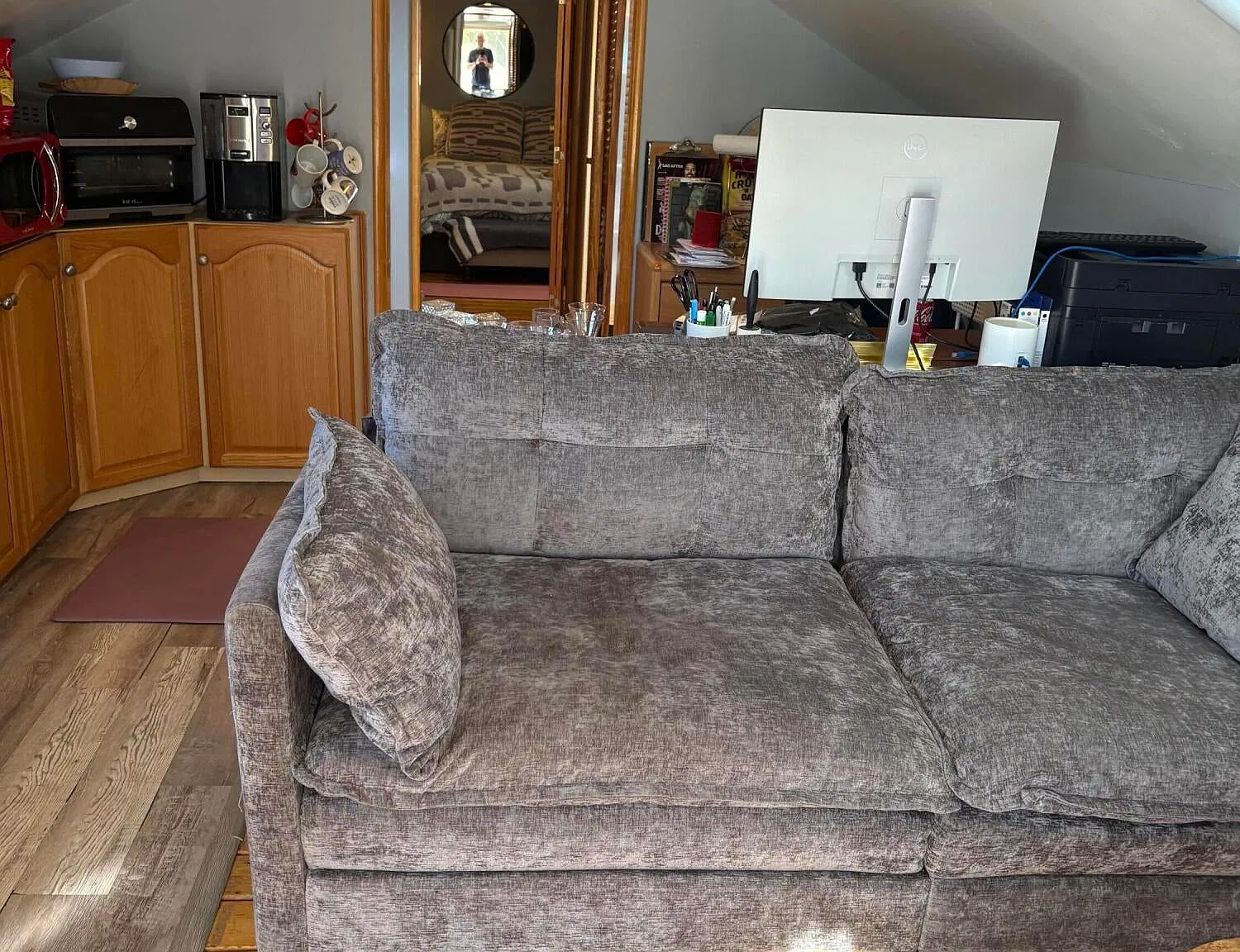1 bed, 600 sqft, $2,400 — Photo 2