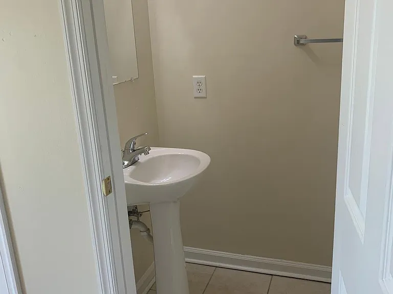 60 Santa Fe Ct — Photo 21