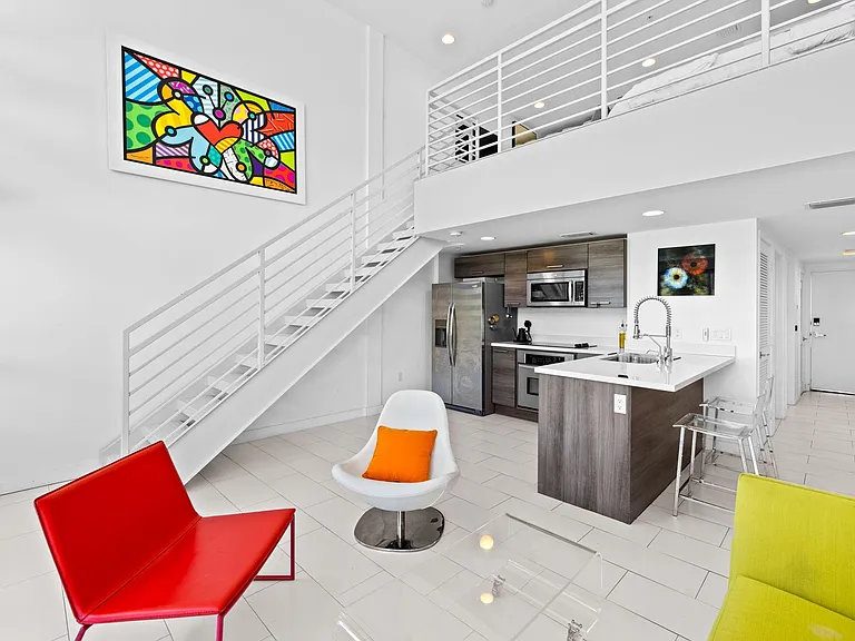 421 Meridian Ave #A — Photo 9