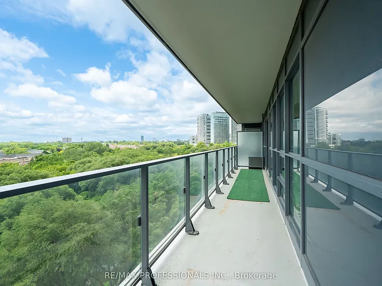 2220 Lake Shore Blvd W #909 — Photo 25