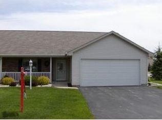 2730 Havenwood Dr UNIT A, Oshkosh, WI 54904