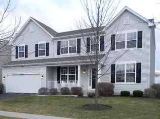 332 Gregory M Sears Dr, Gilberts, IL 60136