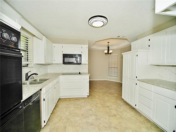 5th image of 2316 Brownlee Blvd