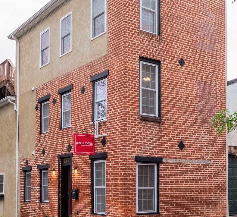 2nd image of 2104 Gough St