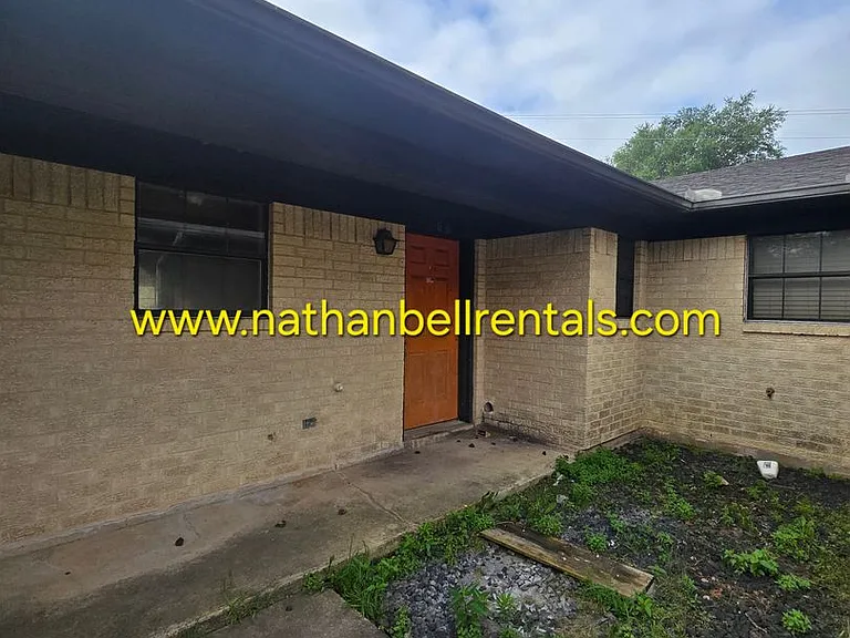 3766 Clarksville St — Photo 1