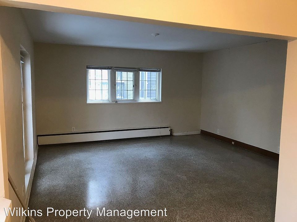 1st image of 2634 N Maryland Ave APT G