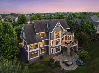 9726 Whistling Valley Rd, Lake Elmo, MN 55042