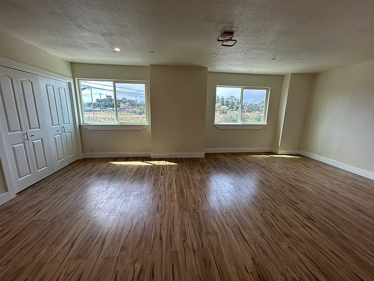 236 Vernon Ave #1 — Photo 12