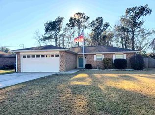 2762 Briggs Dr, Orange, TX 77630