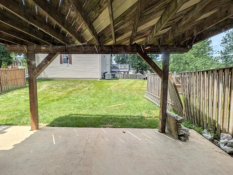 1722 Winding Brook Way — Photo 29