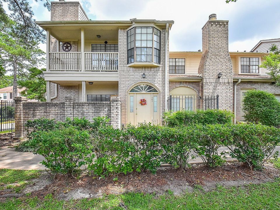 1st image of 800 Country Place Dr Unit 101