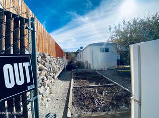 210 N South St, Tonopah, NV 89049