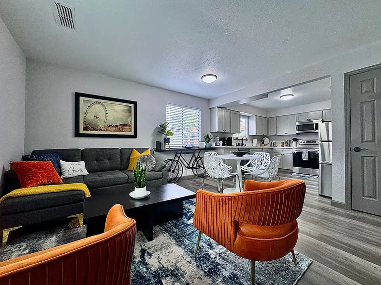 Westward Way — Photo 1