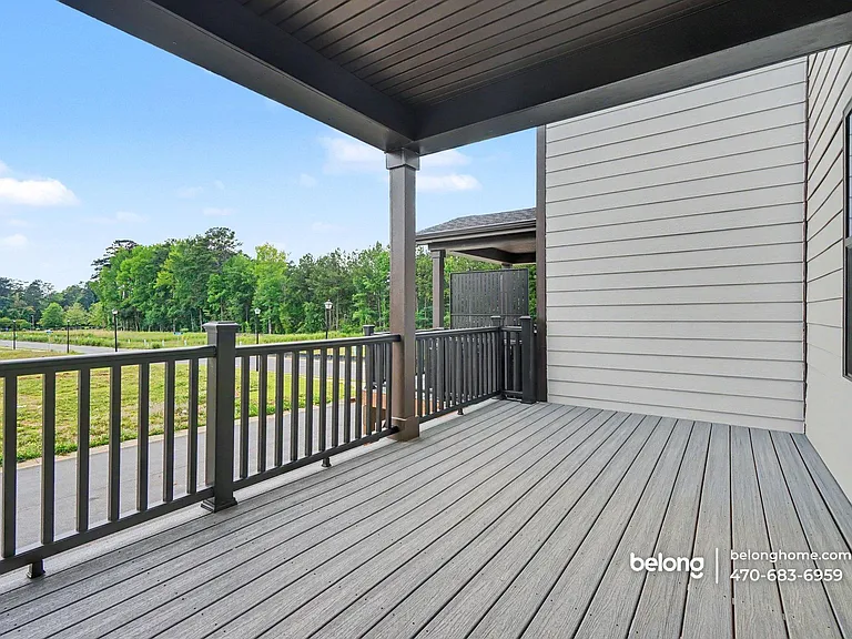3020 Zuma St — Photo 5