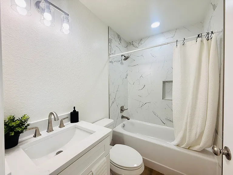 13445 NW 154th Ave — Photo 5