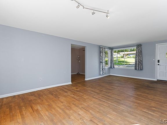 2nd image of 717 Granger St