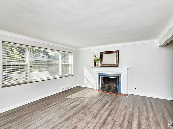 5th image of 905 Hornsby Ave