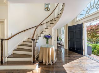 3557 Tuxedo Park Dr NW, Atlanta, GA 30305