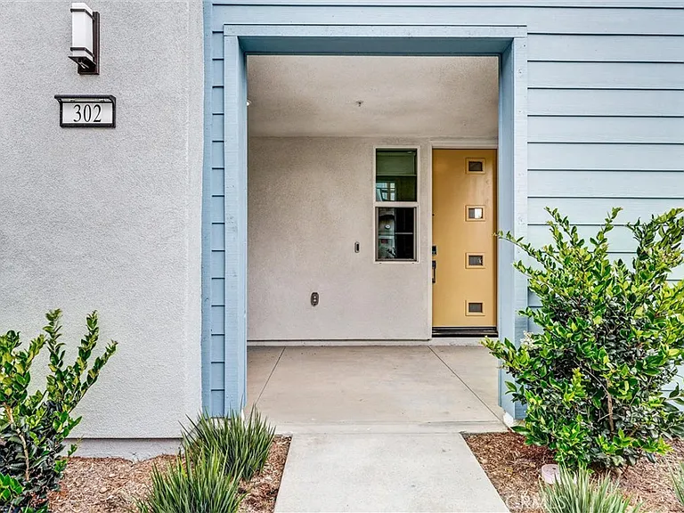 302 Fawn St — Photo 7