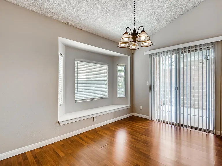 2507 Kilmaron Cir — Photo 28