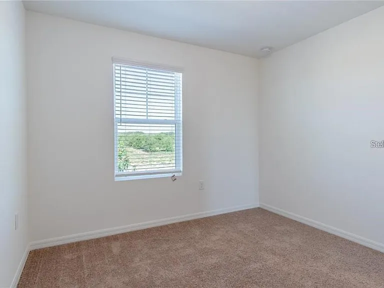 338 Madison Dr — Photo 11