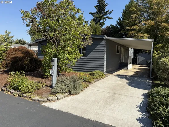 4800 Barger Dr Space 24, Eugene, OR 97401