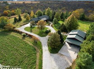 1785 Highway 14, Knoxville, IA 50138