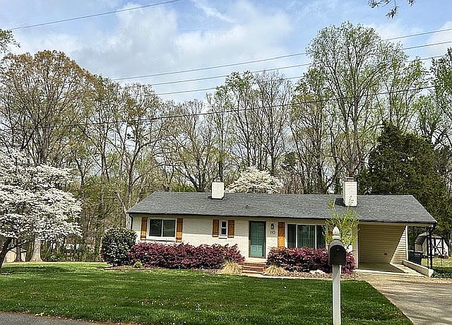 1st image of 110 Crestview Dr