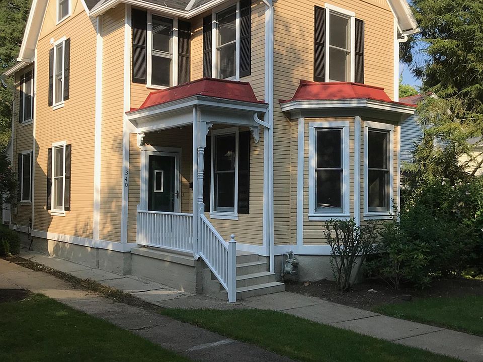 Newly Remodeled, Off Street Parking, Short Walk to Village