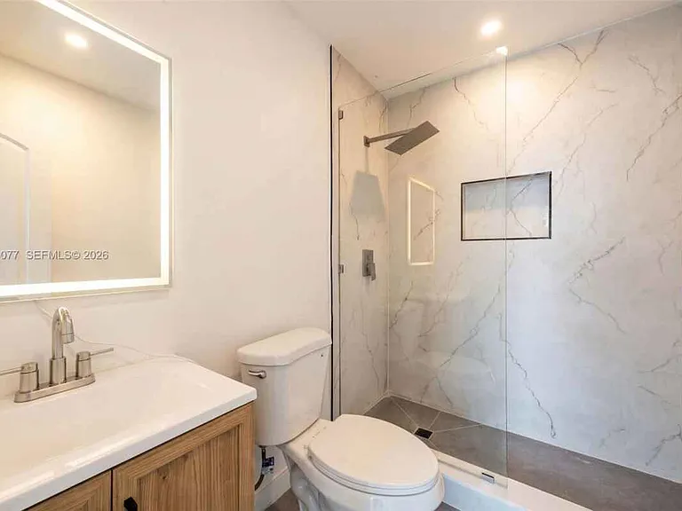 2415 Garfield St — Photo 11
