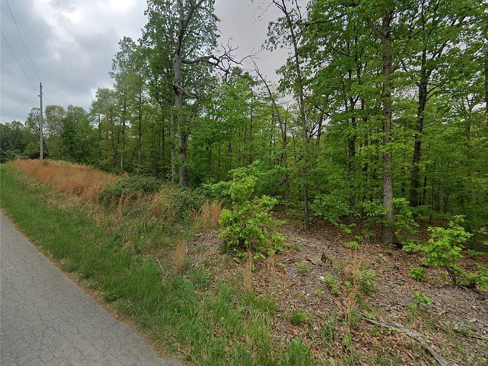 2nd image of 18 Lothian Dr