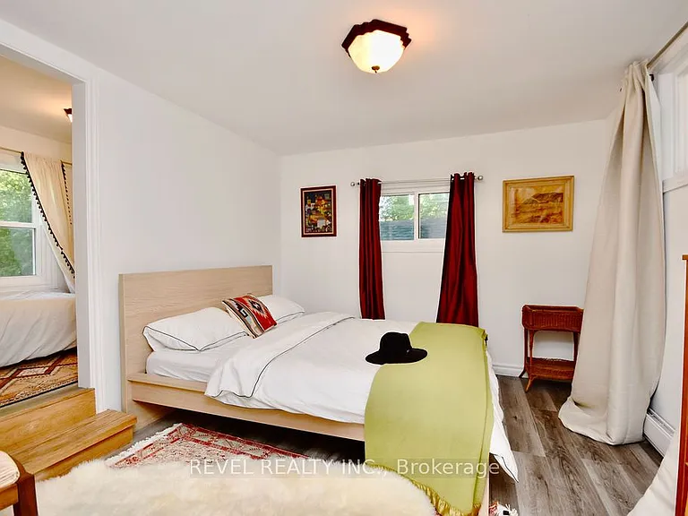 39 Domar Rd — Photo 14
