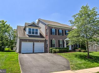 411 Madison St, Herndon, VA 20170