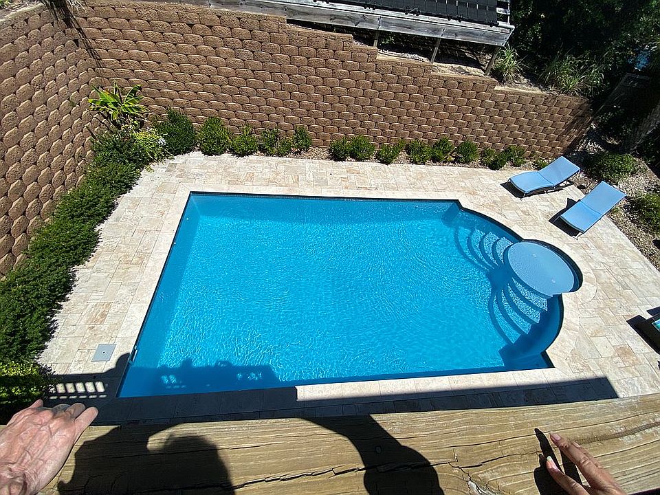 2nd image of 201 Bluewater Dr