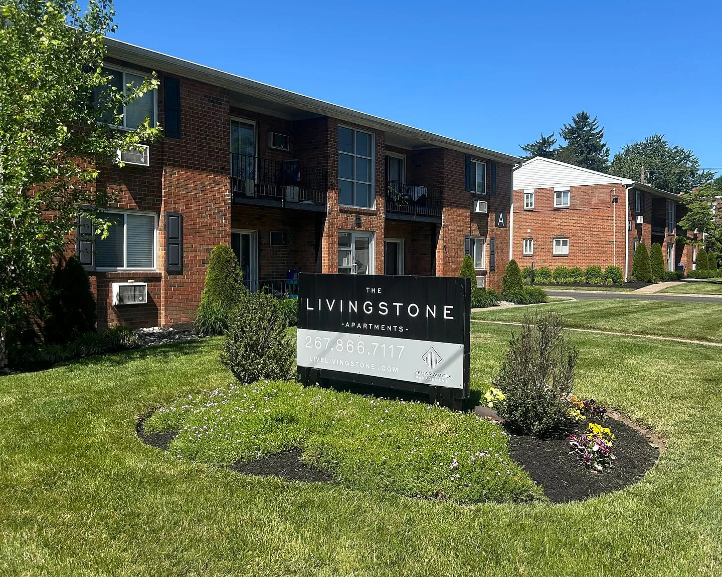 Livingstone Apartment Homes — Photo 1