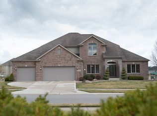 14008 Sandstone Dr, Fort Wayne, IN 46814