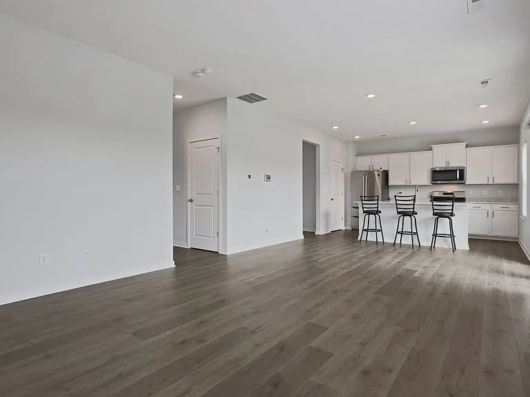 858 Sunny Vale Dr — Photo 5