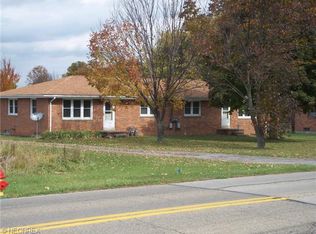 4504-4506 Middletown Rd E, New Middletown, OH 44442