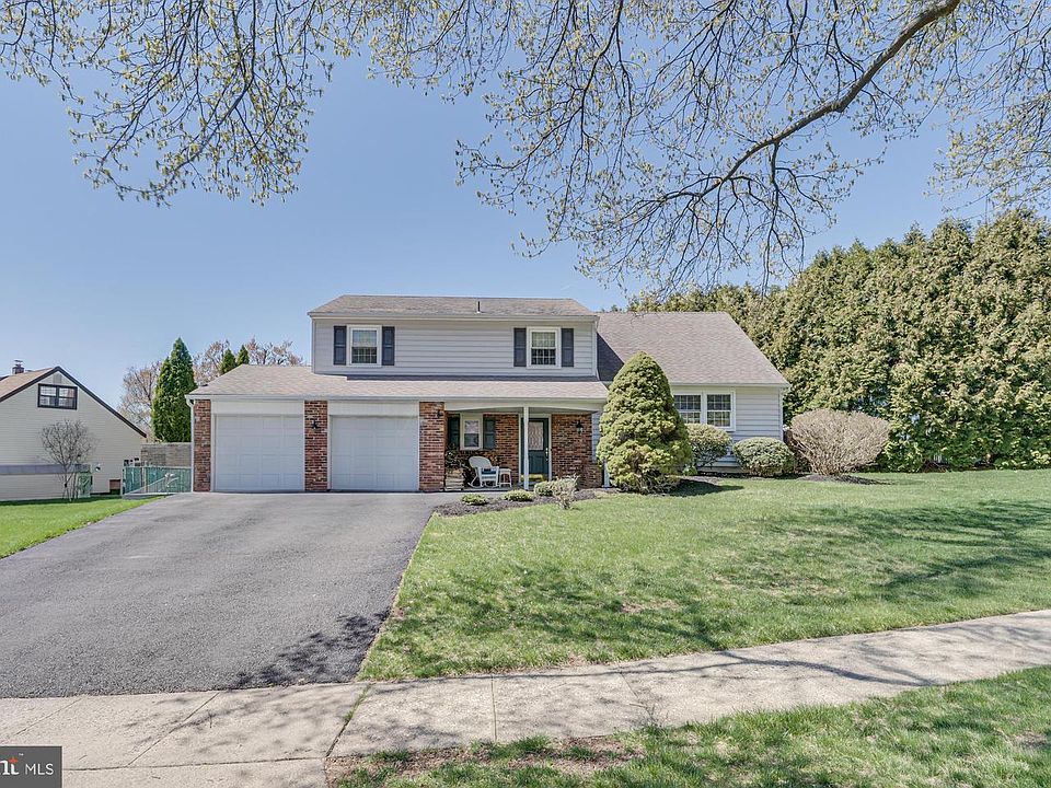 1st image of 225 Buttonwood Dr